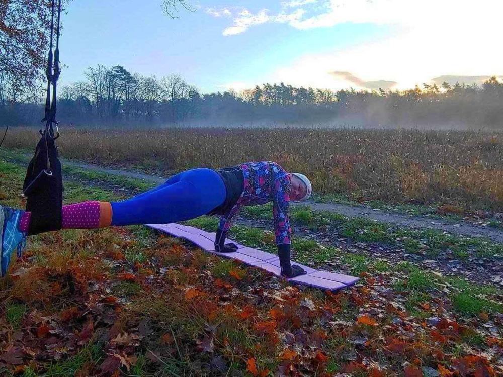 Personal Trainer Bielefeld Slingtraining Planking Hängend